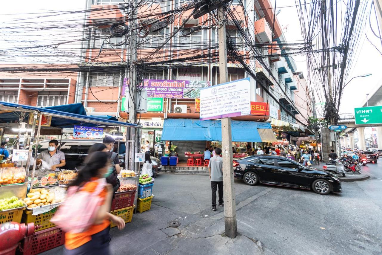 Baan Kun Mhor Hostel บ้านคุณหมอโฮสเทล Banguecoque Exterior foto
