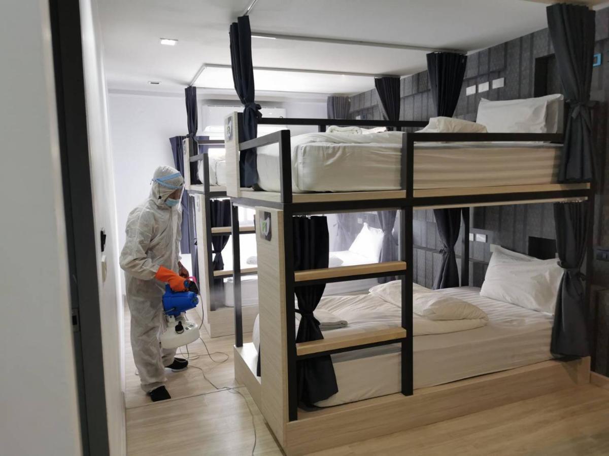 Baan Kun Mhor Hostel บ้านคุณหมอโฮสเทล Banguecoque Exterior foto